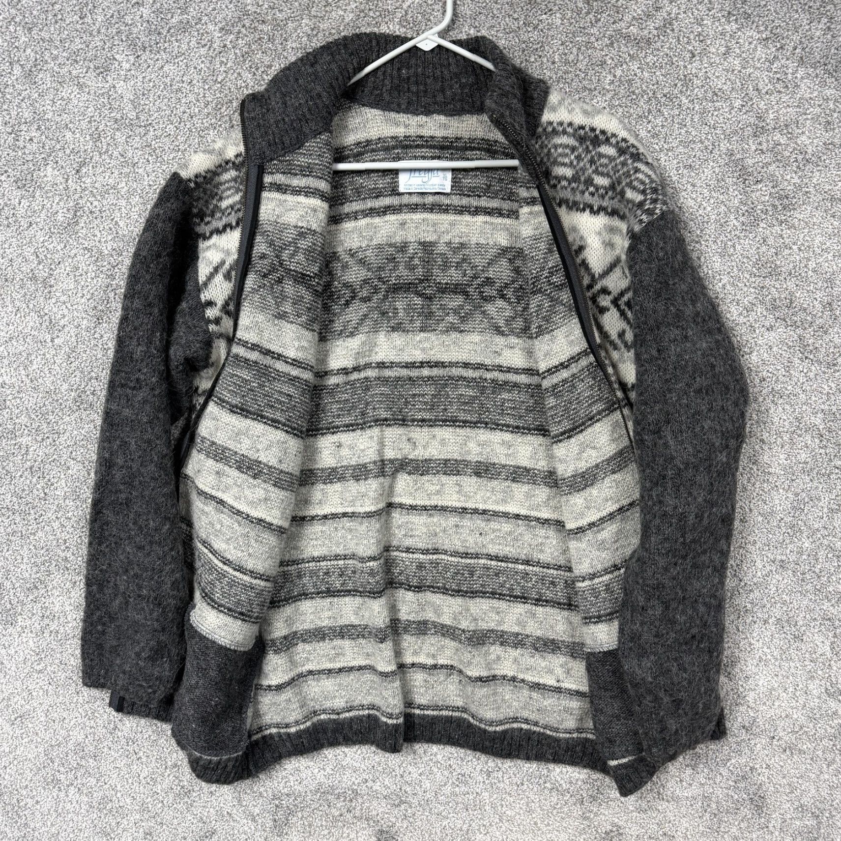 Vintage VTG Freyja Sweater Mens XL Gray Wool Nordic Fair Isle 90s Full Zip Pockets Heavyweight Mock Neck - Size US XL / EU 56 / 4 - 6 Thumbnail