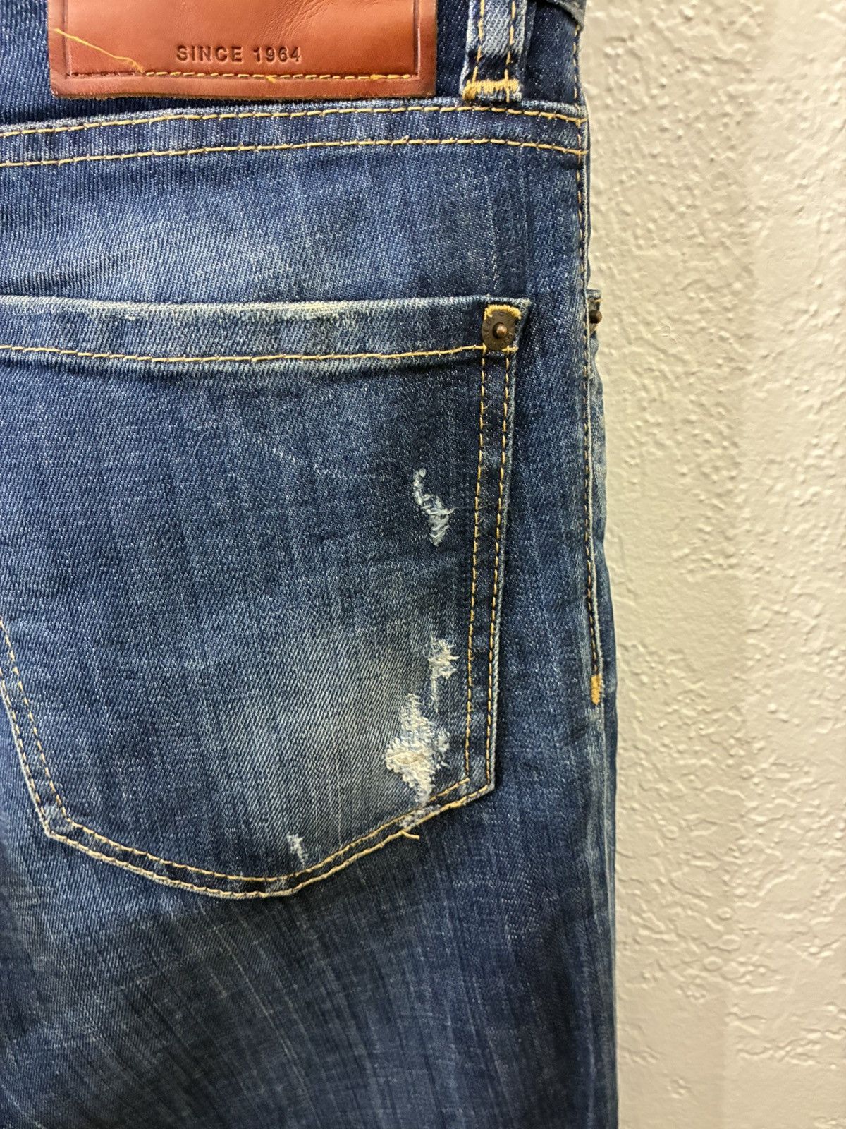 Dsquared2 DSquared Distressed Jeans Size US 33 - 10 Thumbnail
