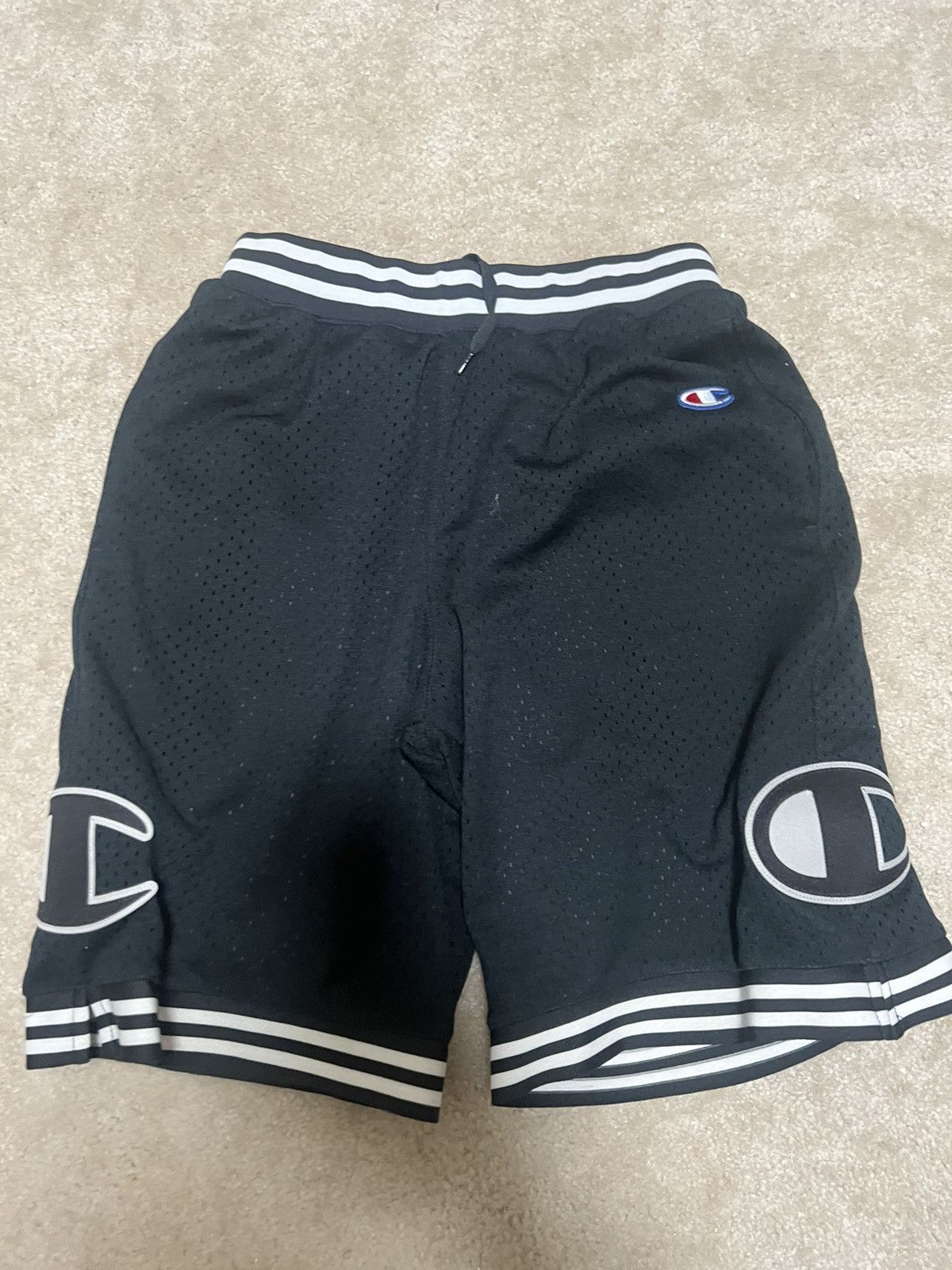 Champion Champion basketball shorts size Small Size US 30 / EU 46 - 1 Preview