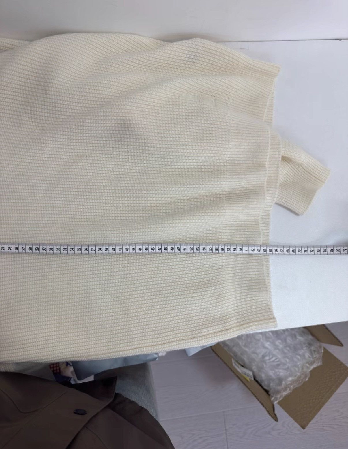 Louis Vuitton Louis Vuitton White Cashmere Sweater. Size US M / EU 48-50 / 2 - 5 Thumbnail