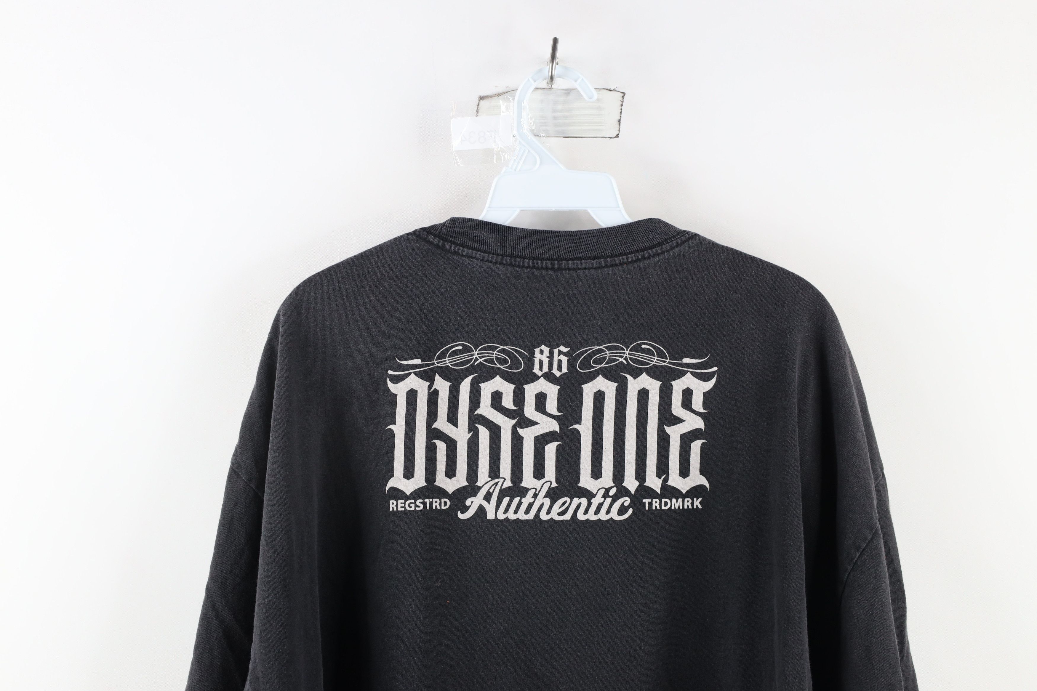 Vintage Vintage Y2K Streetwear Skeleton Dice Hip Hop Rap T-Shirt Size US XXL / EU 58 / 5 - 15 Thumbnail