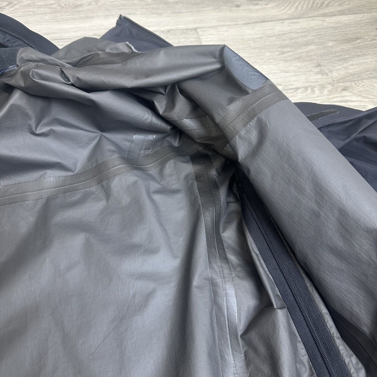 Arc'teryx Arcteryx mens jacket Size US L / EU 52-54 / 3 - 15 Thumbnail