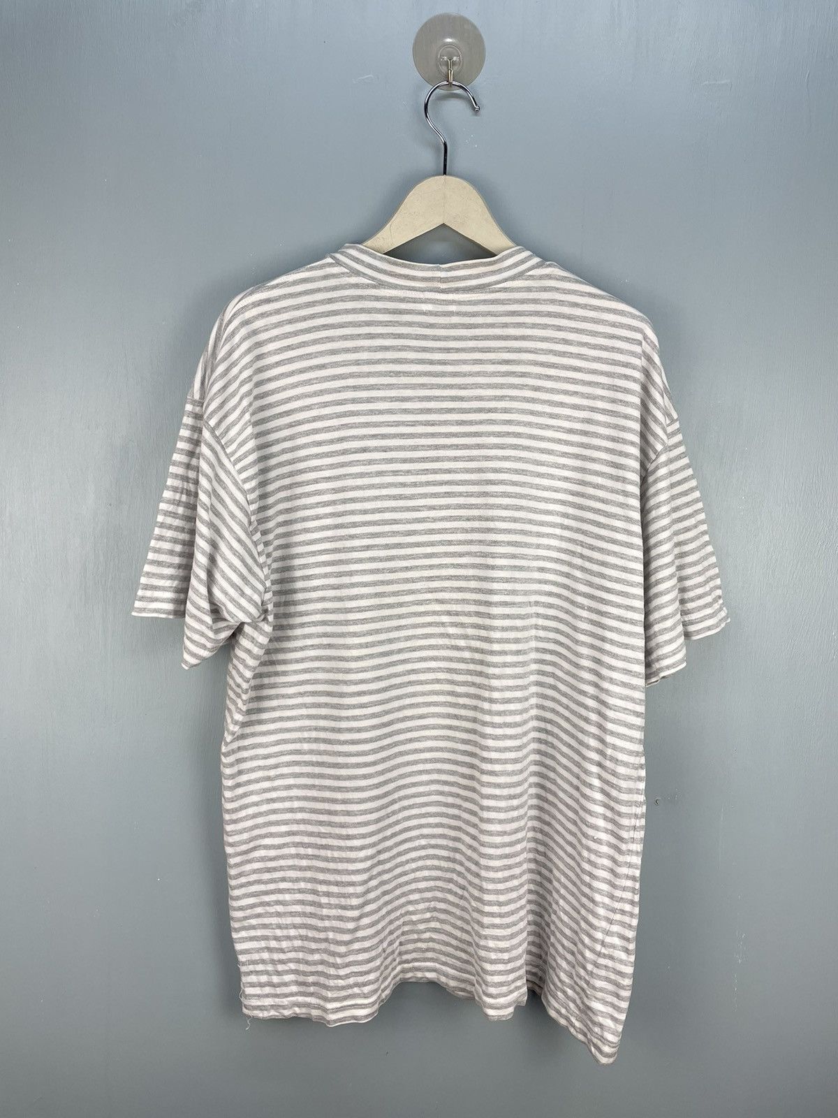 Guess Vintage 90s Guess Jeans strip t shirt Size US L / EU 52-54 / 3 - 2 Thumbnail