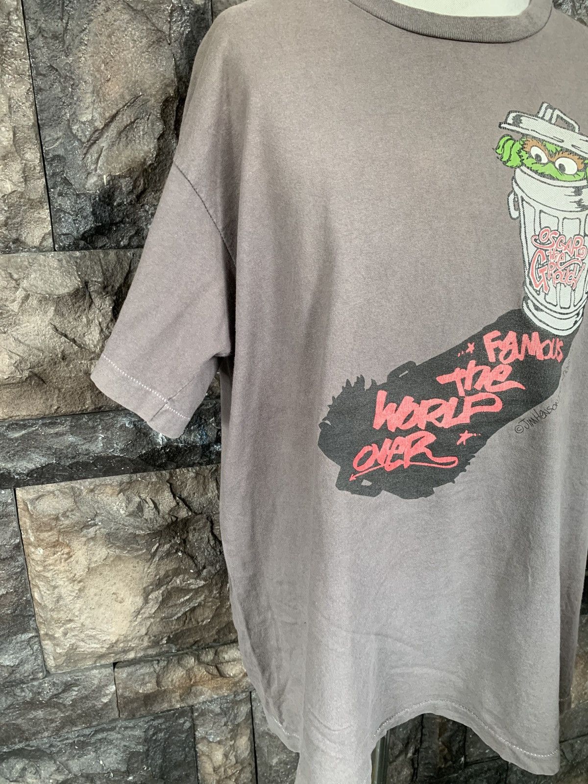 Vintage Vintage 90s Sesame Street Graffiti Graphics T shirt Size US XL / EU 56 / 4 - 5 Thumbnail