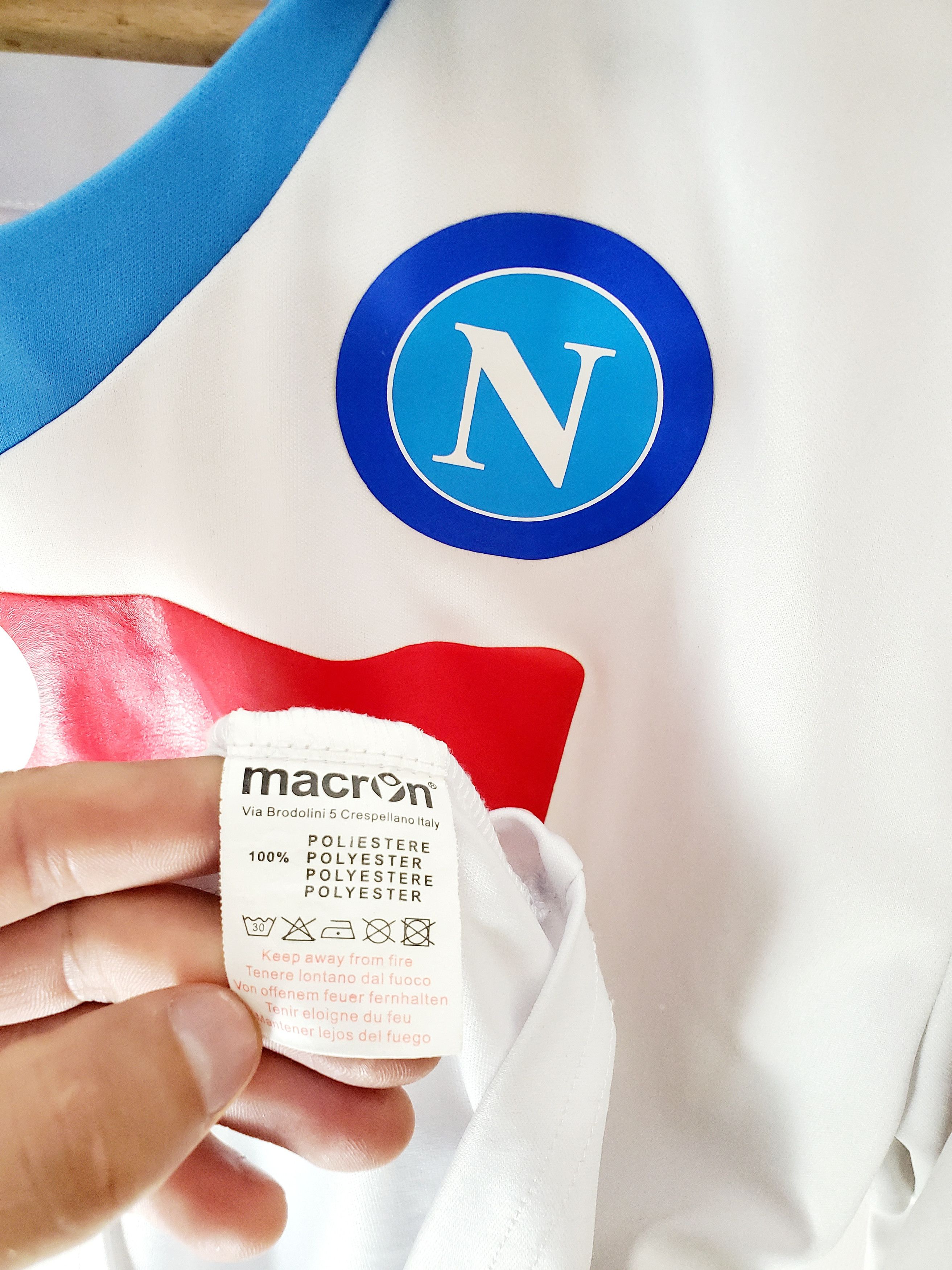 Macron NAPOLI ITALY 2014/2015 AWAY FOOTBALL JERSEY MACRON SIZE L Size US L / EU 52-54 / 3 - 4 Thumbnail