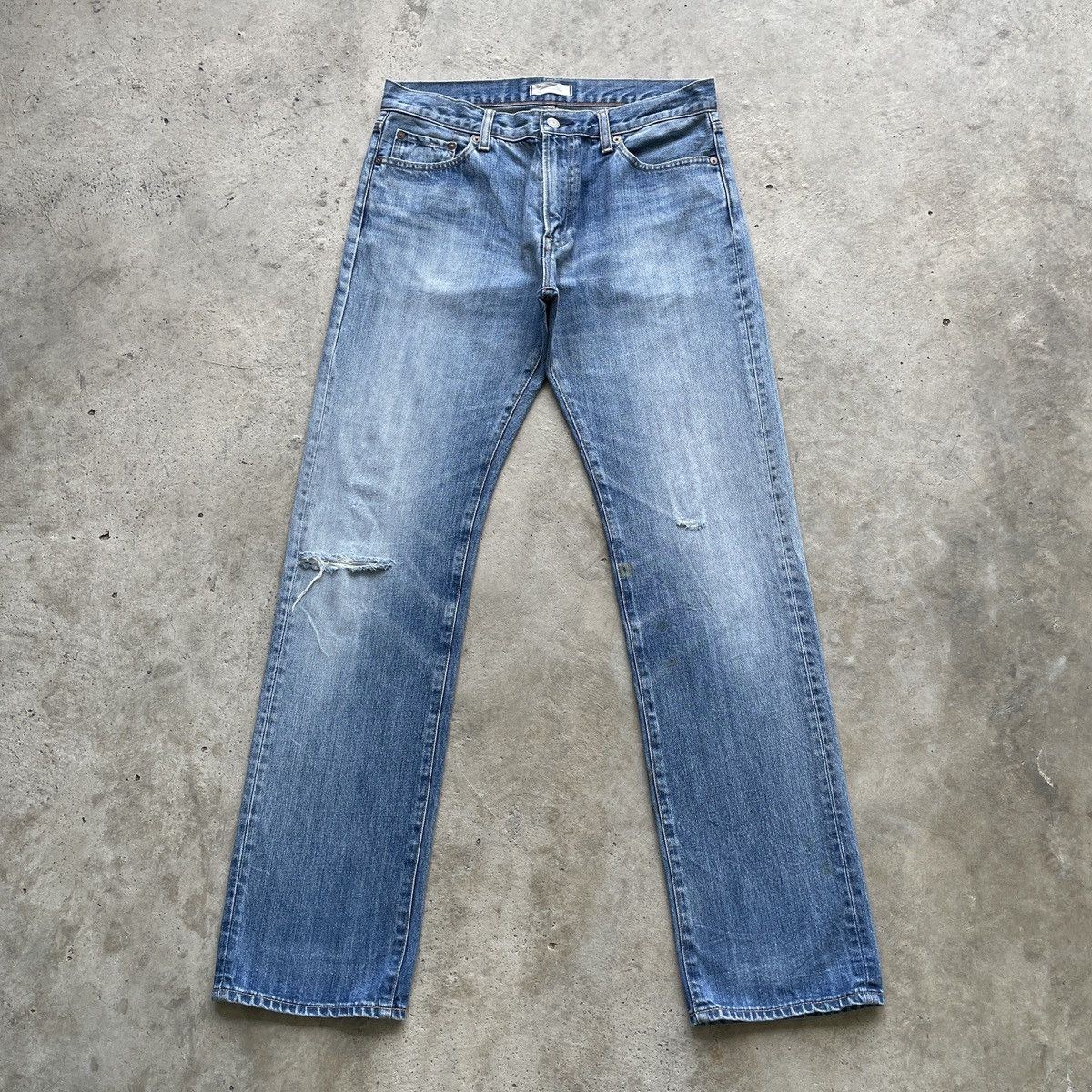 Japanese Brand Vintage Japanese Distressed Denim Faded Jeans Pants W32x33 Size US 32 / EU 48 - 1 Thumbnail