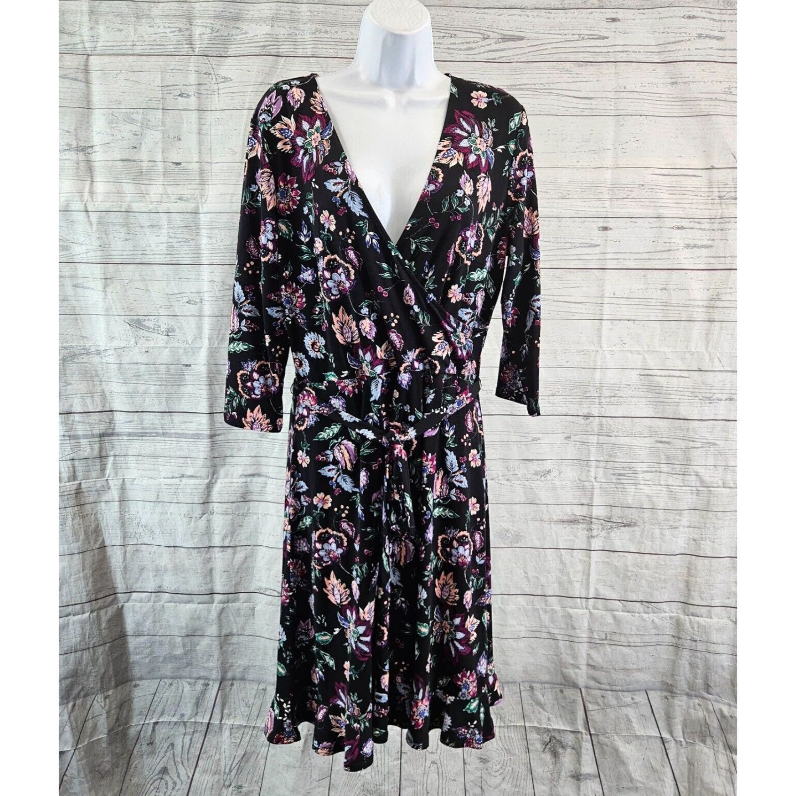 Vintage Leota Dress Womens Sz Large Black Purple Floral 3/4 Sleeve V-Neck Belted Size L / US 10 / IT 46 - 2 Thumbnail