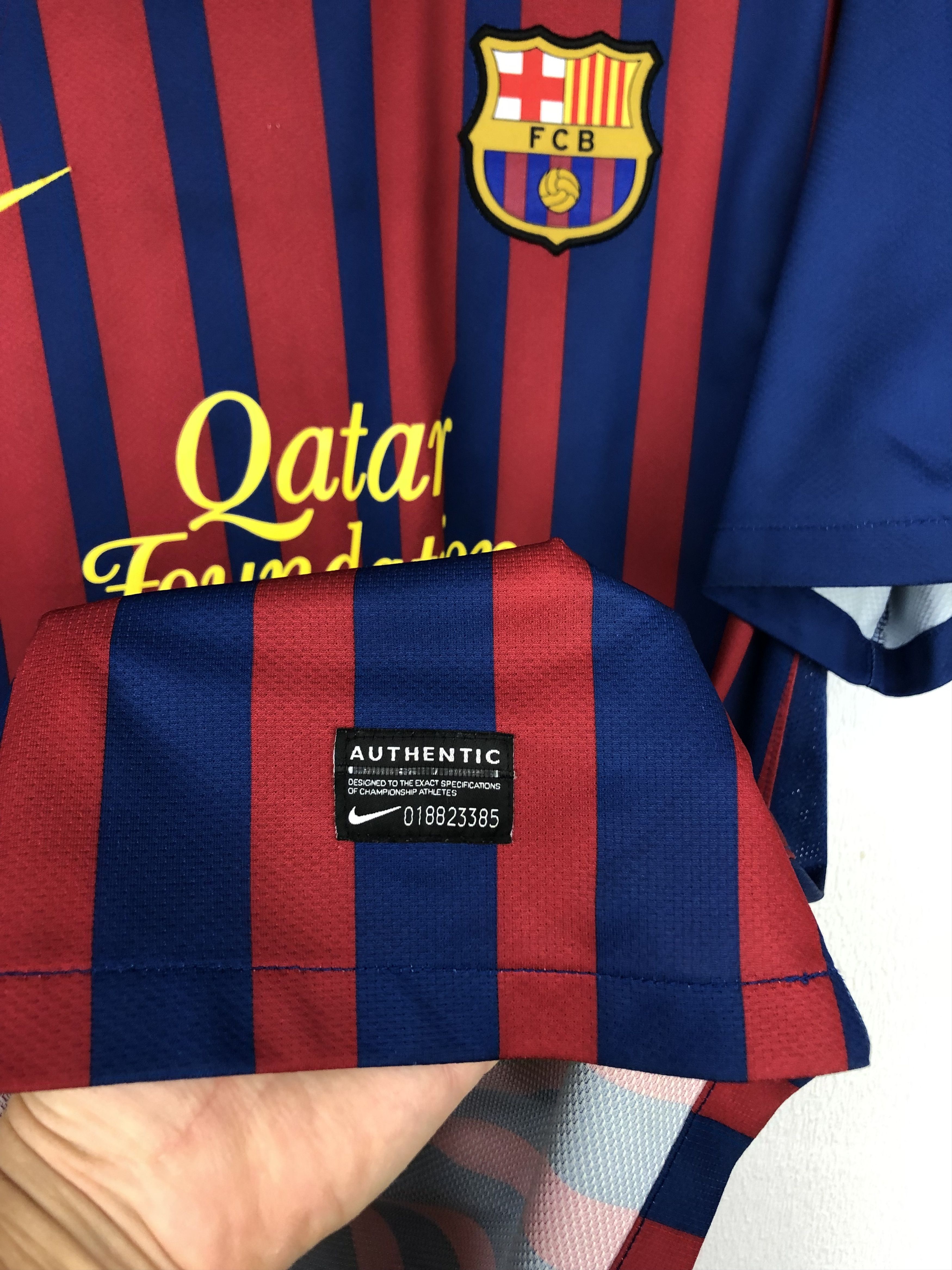 Vintage Barcelona football shirt 2011 Soccer Nike Jersey Camiseta Size US L / EU 52-54 / 3 - 5 Thumbnail