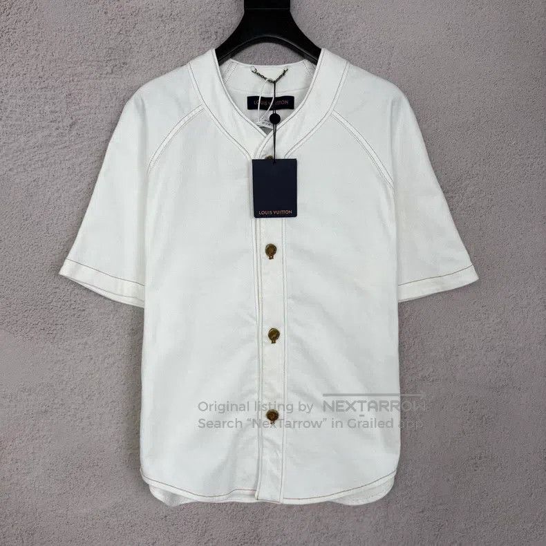 Louis Vuitton Louis Vuitton Full print presbyopic shirt Size US S / EU 44-46 / 1 - 1 Thumbnail