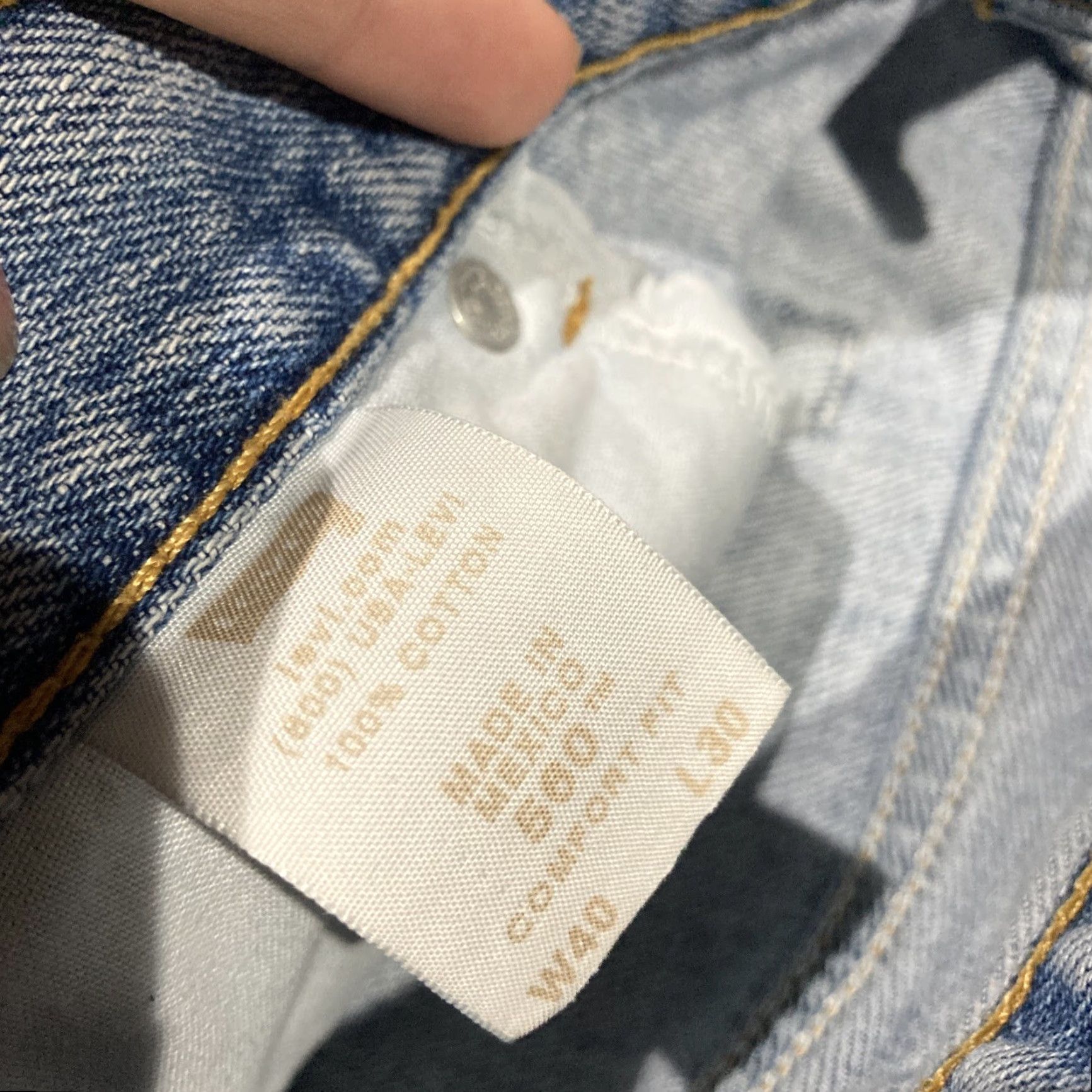 Levi's VINTAGE Levi's 560 Jeans Mens 40x30 Blue Loose Fit Tapered Baggy 90s 1999 Y2K Size US 40 / EU 56 - 8 Thumbnail