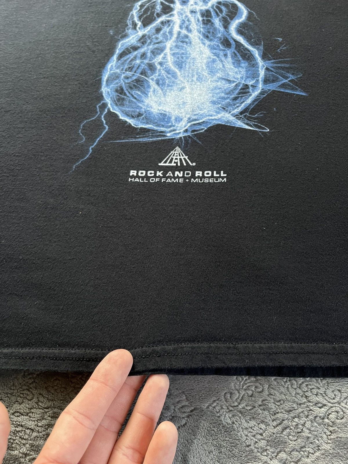 Band Tees × Vintage VINTAGE Y2K ROCK & ROLL “HALL OF FAME + MUSEUM” T-SHIRT Size US XL / EU 56 / 4 - 5 Thumbnail