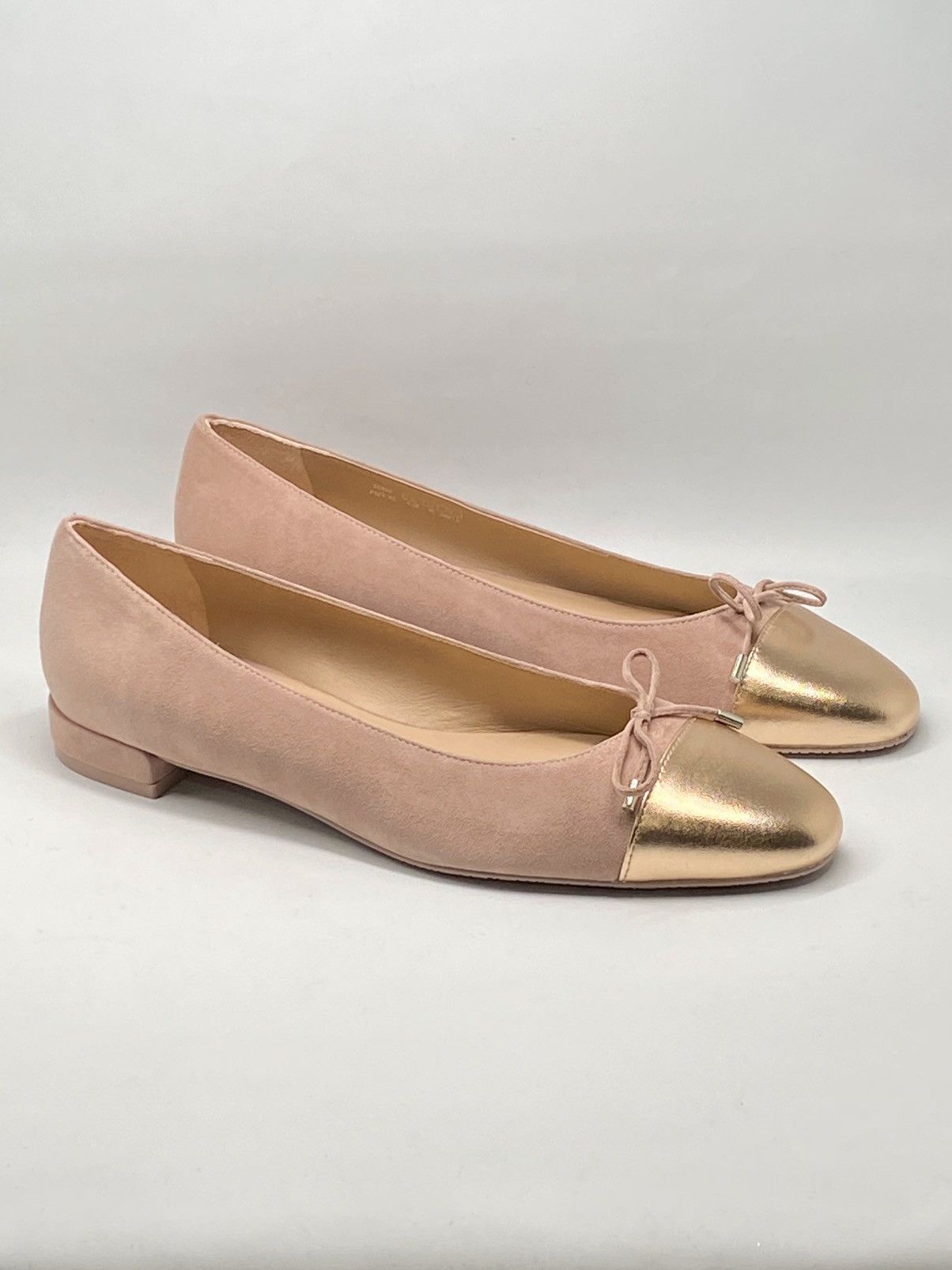 Stuart Weitzman Stuart Weitzman Cap Toe Suede Ballet Flats size 9.5 Size US 9.5 / IT 39.5 - 1 Thumbnail