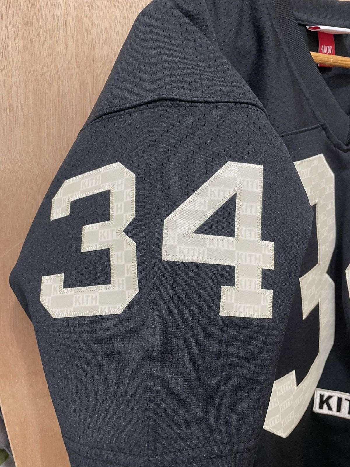 Kith × NFL Kith Bo Jackson NFL 2024 Los Angeles Raiders 1990 medium Size US M / EU 48-50 / 2 - 5 Thumbnail