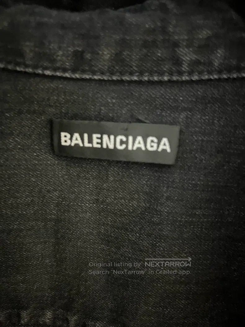 Balenciaga Balenciaga size 40 Back Logo Denim Shirt Long Sleeve Size US M / EU 48-50 / 2 - 3 Thumbnail