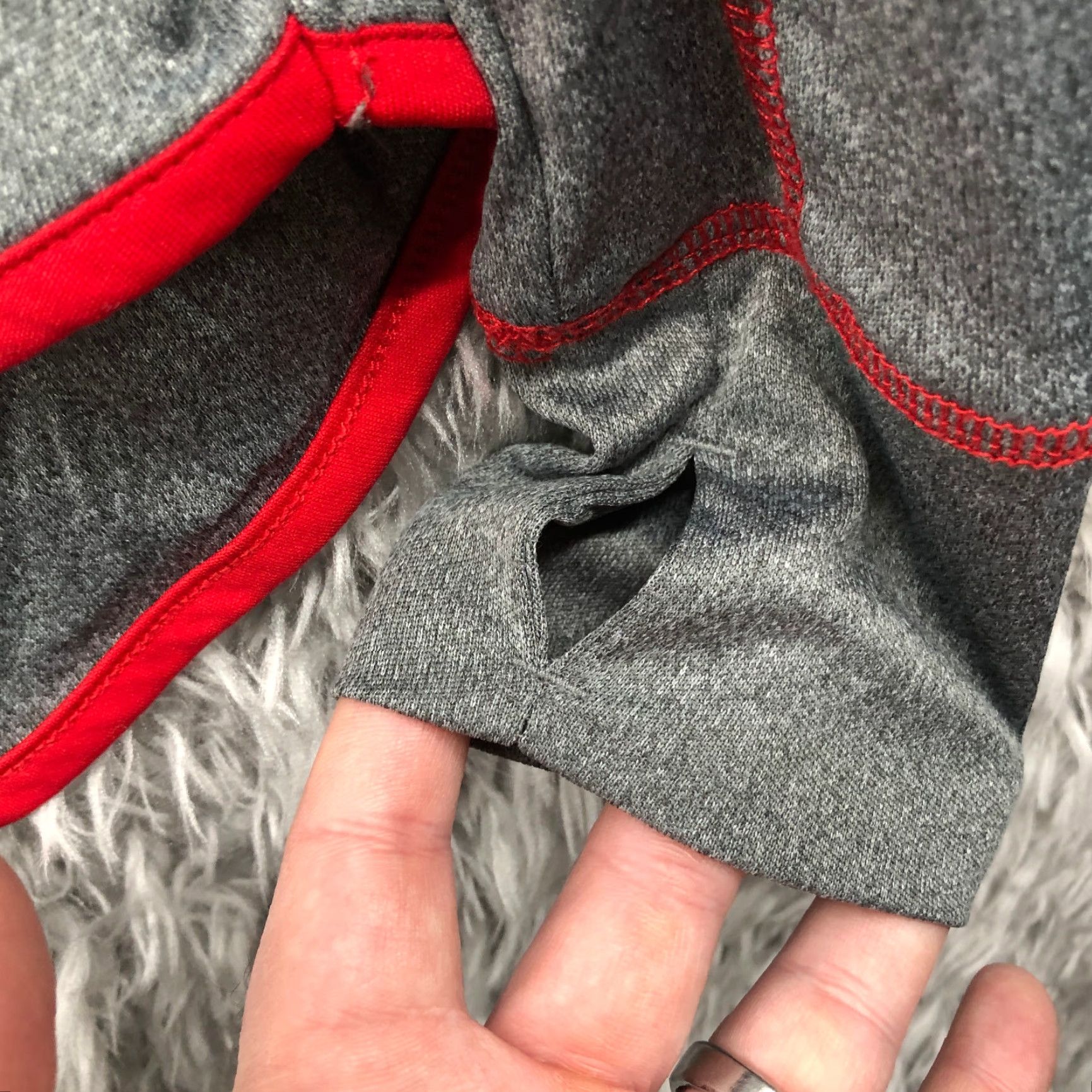 Vintage Wisconsin Badgers Shirt Womens Small Gray Long Sleeve 1/4 Zip Pullover Mock Neck Shirt Size S / US 4 / IT 40 - 4 Thumbnail