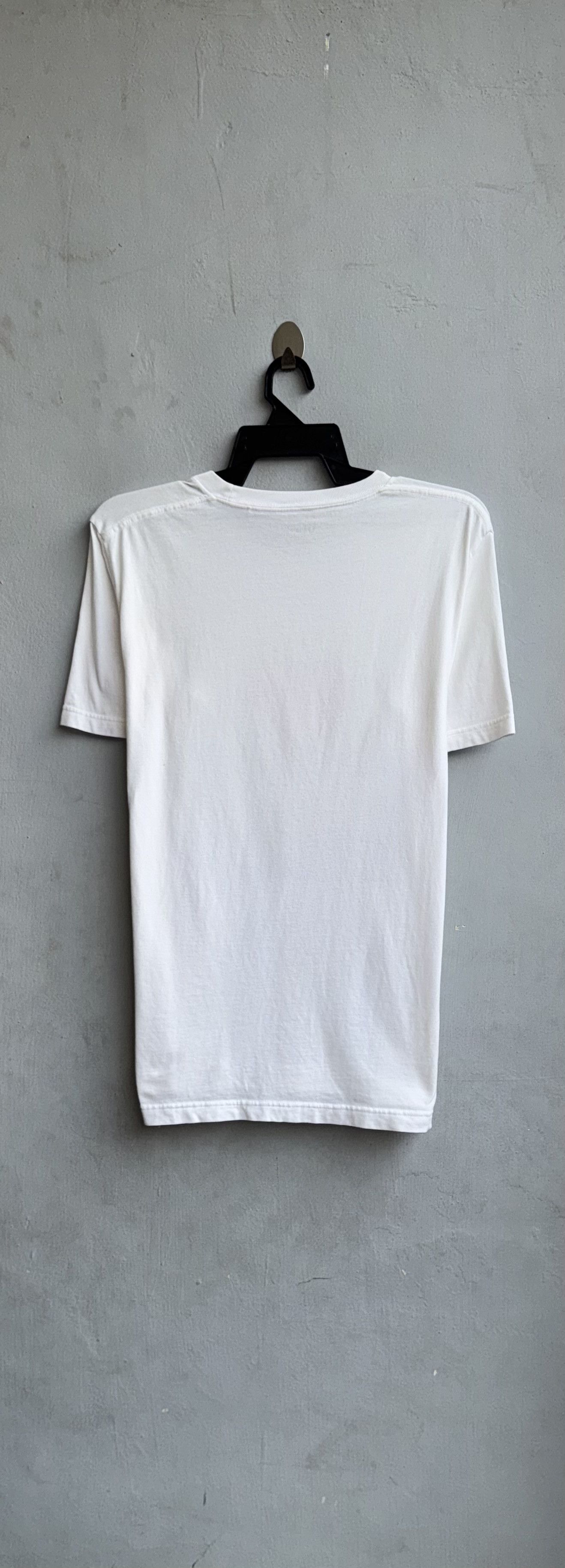 Keith Haring × Uniqlo keith Haring White Art Monet Peace Uniqlo Shirt Size US L / EU 52-54 / 3 - 6 Thumbnail