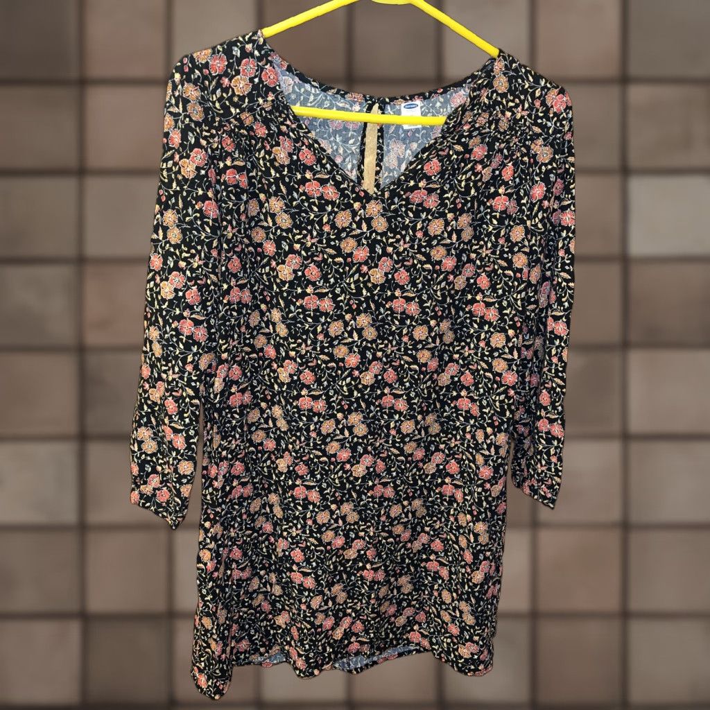 Old Navy Old Navy Women's Floral Long Sleeve Tunic Blouse XS Rayon Casual Bohemian All Seasons Size XS / US 0-2 / IT 36-38 - 1 Thumbnail