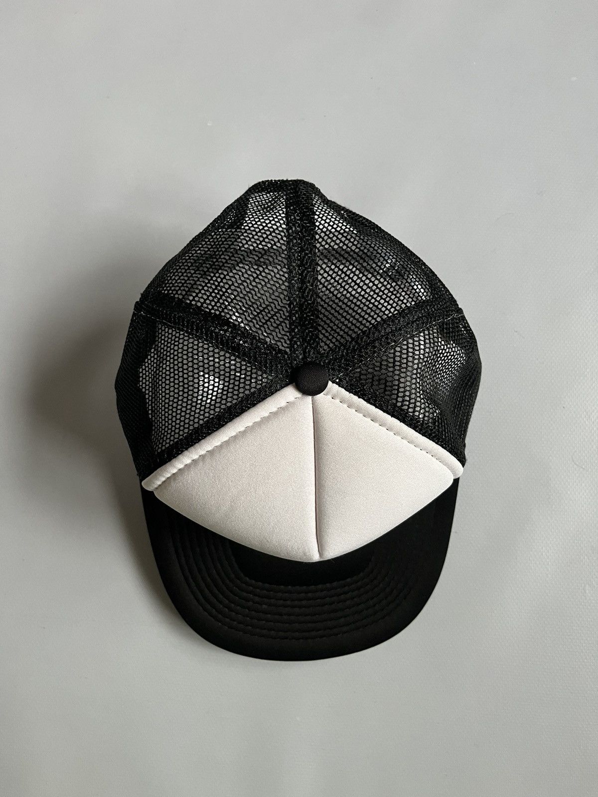 Thrasher Vintage 90s Thrasher Magazine Nissun Black White Trucker Cap Size ONE SIZE - 6 Thumbnail