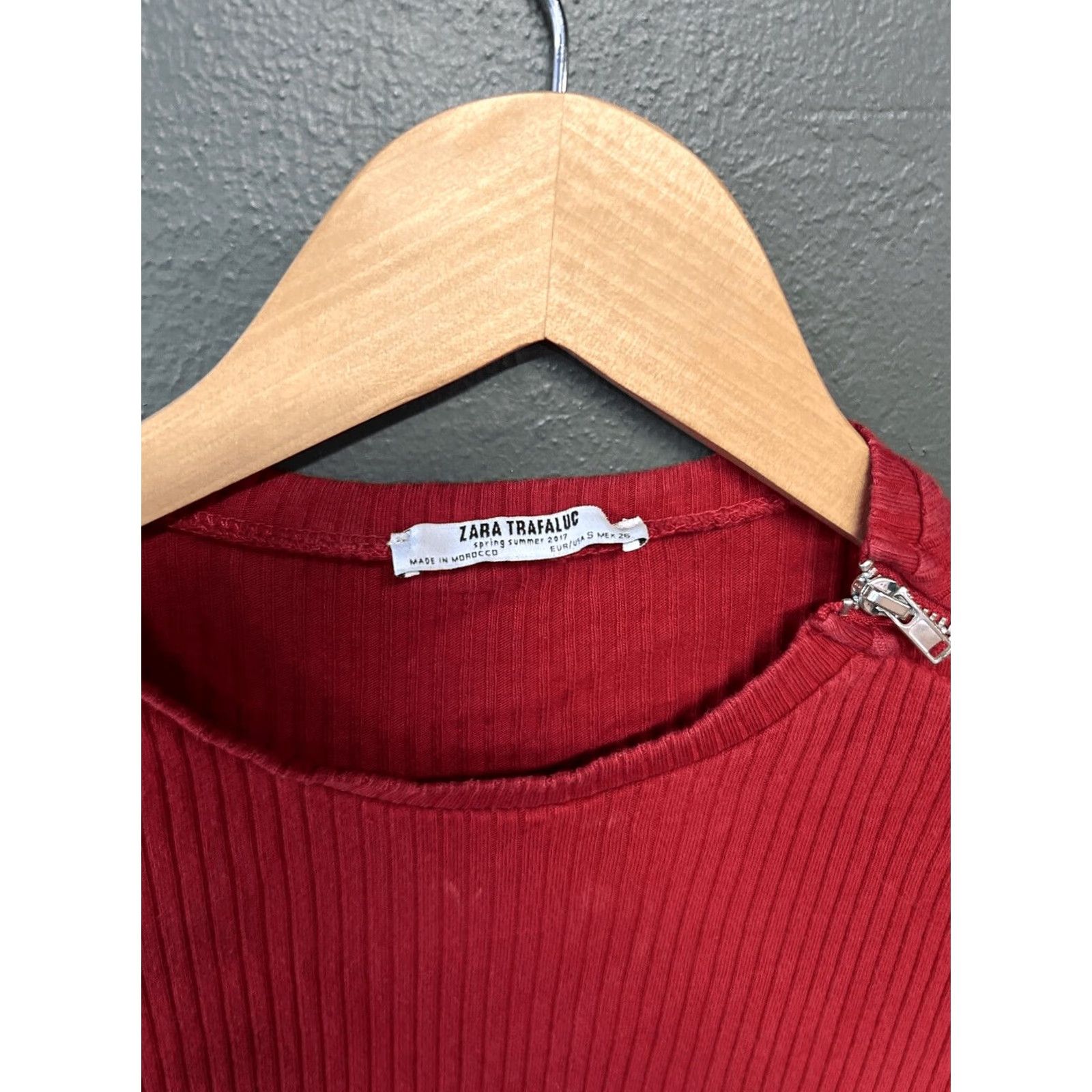 Zara Zara Trafaluc Red Ribbed Knit Top Small Womens Size M / US 6-8 / IT 42-44 - 2 Thumbnail