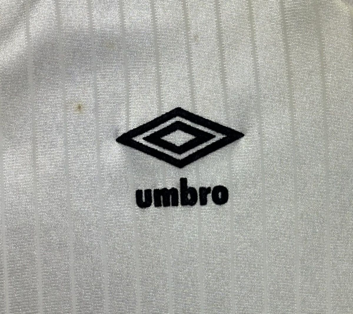 Umbro 1980s Umbro Template Shirt Soccer Jersey Long Sleeve Vintage Size US L / EU 52-54 / 3 - 8 Thumbnail