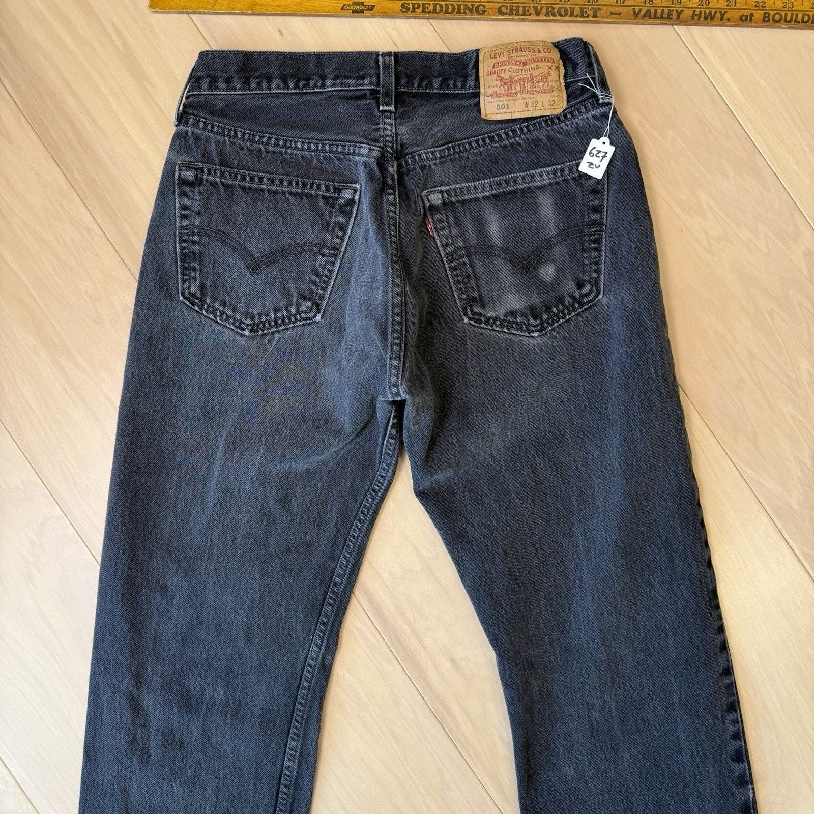 Levi's Vintage Levis 501 Jeans 30 Black 90s Straight Leg Denim Size US 30 / EU 46 - 9 Thumbnail