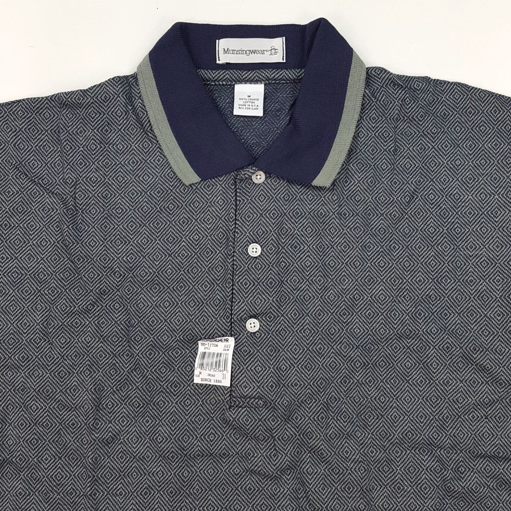 Vintage VINTAGE Munsingwear Gray Geometric Collared Short Sleeve Men's Medium Golf Polo Shirt USA Made Size US M / EU 48-50 / 2 - 2 Thumbnail