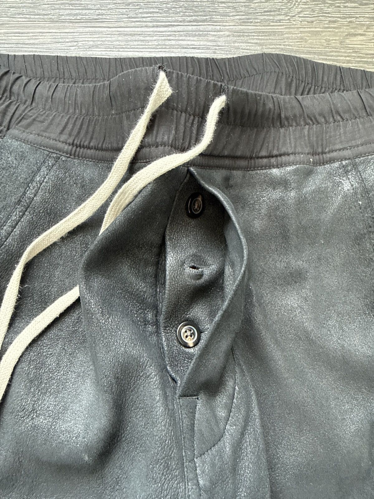 Rick Owens Rick owens cargo leather pants Size US 36 / EU 52 - 2 Thumbnail