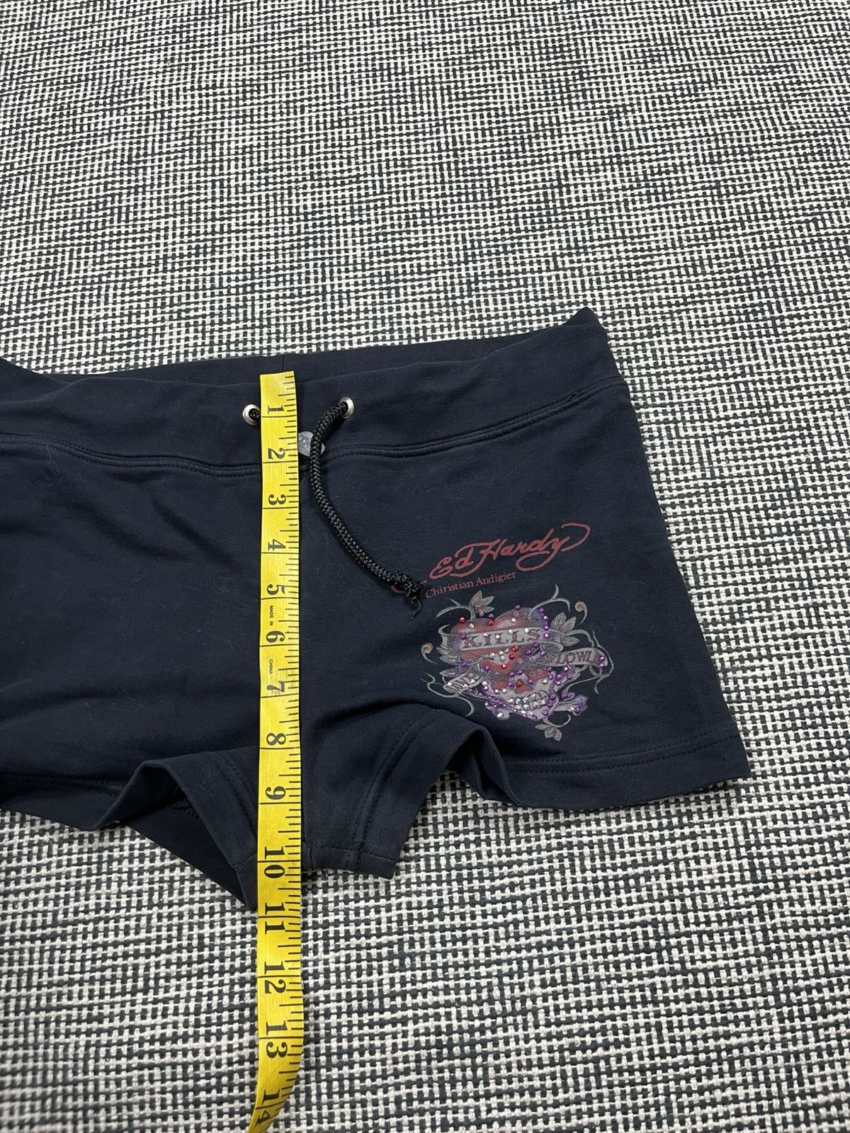 Ed Hardy × Japanese Brand × Vintage Ed hardy big logo cheerleader mini shorts rare Y2K vintage Size 28" / US 6 / IT 42 - 5 Thumbnail
