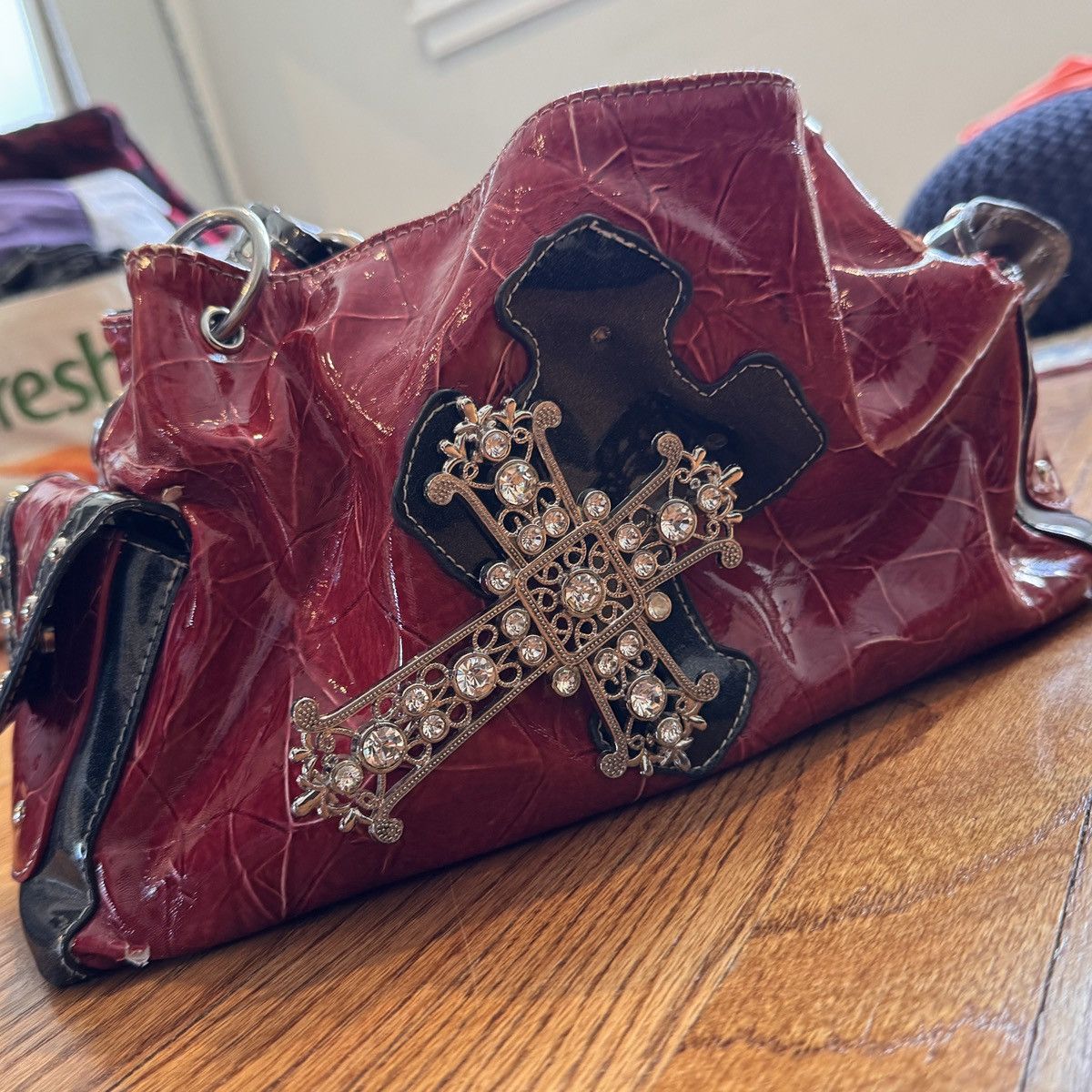 Vintage Vintage 2002 Red and Black Rhinestoned Cross Purse Size ONE SIZE - 9 Thumbnail
