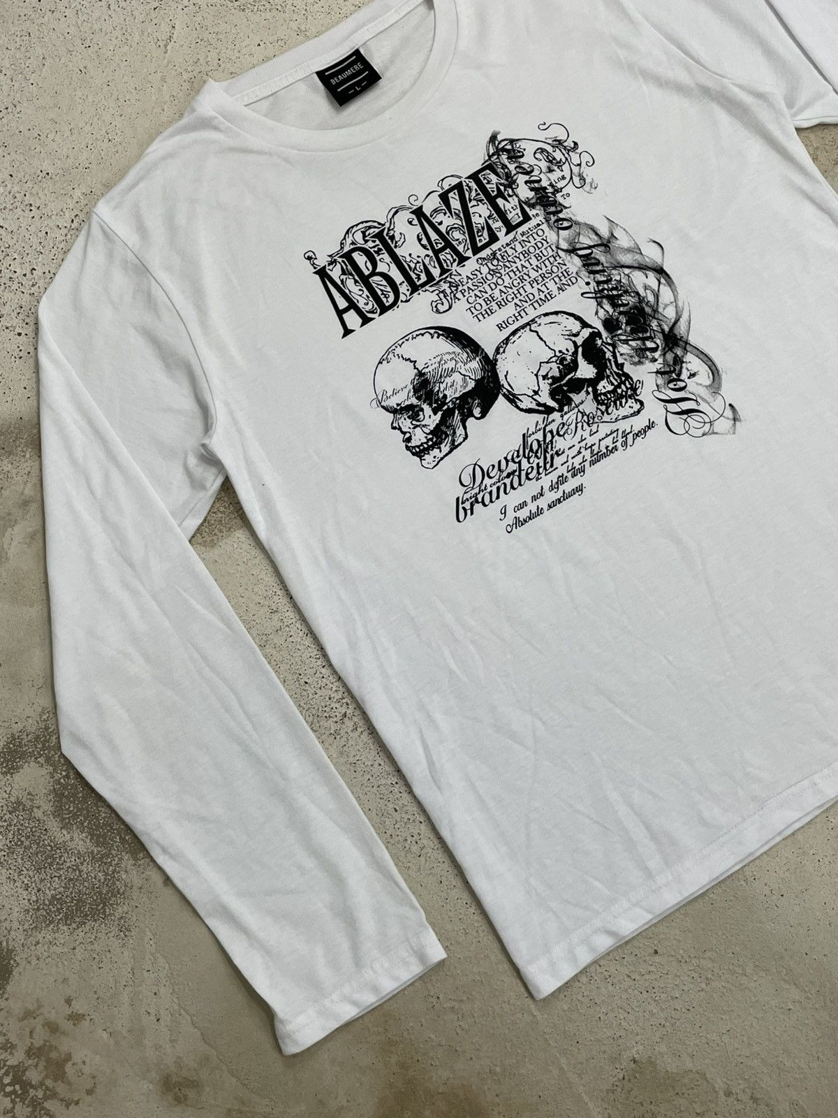 If Six Was Nine Beaumere Ablaze Y2K Skull Affliction Wording Smoke Graphic Size US M / EU 48-50 / 2 - 4 Thumbnail