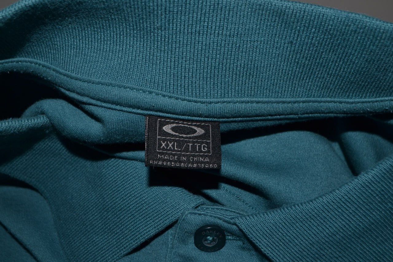 Oakley × Vintage Oakley T-shirt Polo Vintage Size XXL Size US XXL / EU 58 / 5 - 9 Thumbnail
