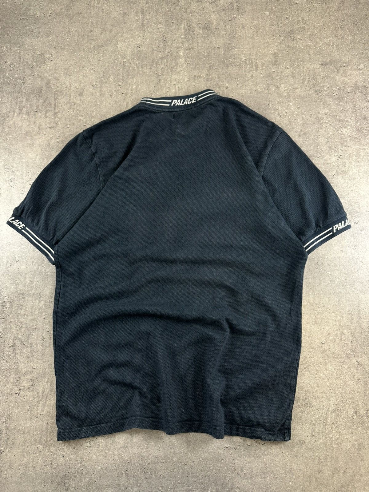 Palace T-shirt tee Palace navy classic regular shirt boxy Size US L / EU 52-54 / 3 - 5 Thumbnail