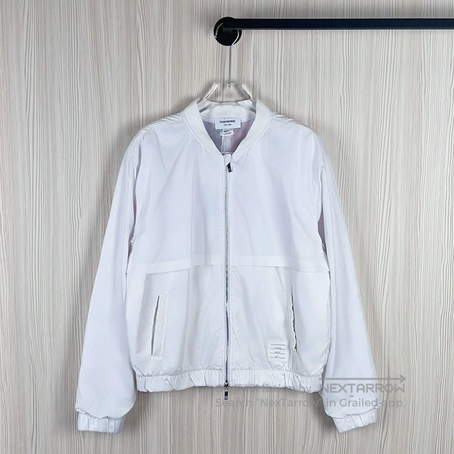 Moncler thom browne white jacket size 4. Size US L / EU 52-54 / 3 - 1 Thumbnail