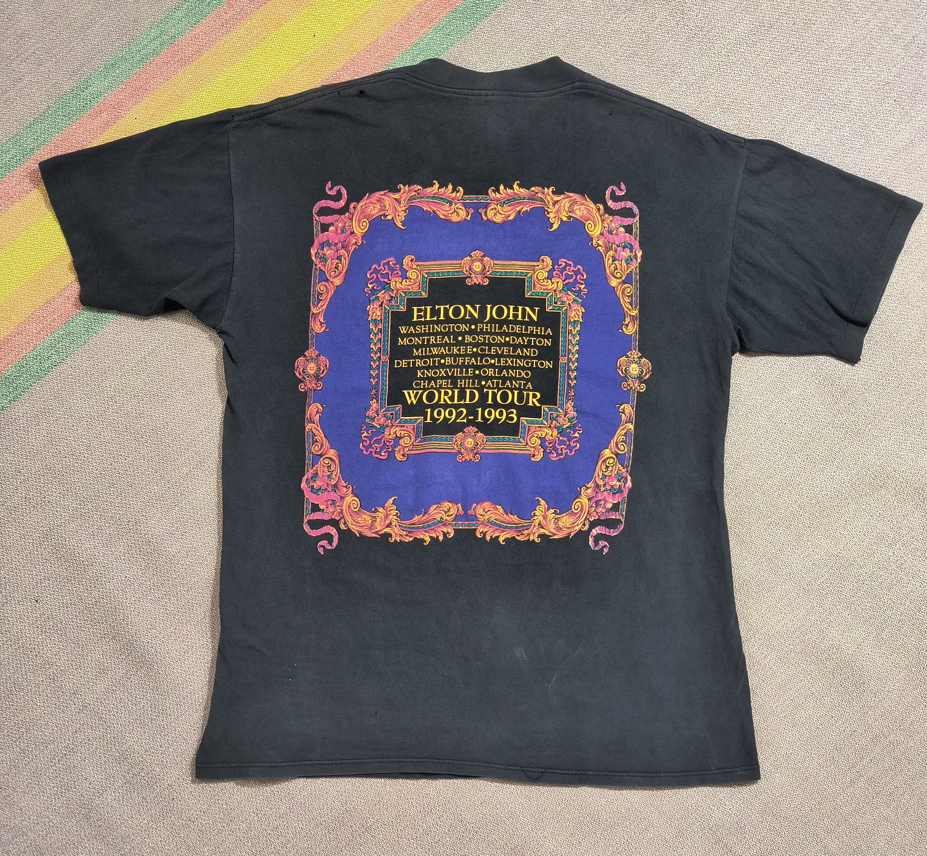 Other Vintage distressed Elton John Tour 92-93 Gianni Versace tee Size US L / EU 52-54 / 3 - 5 Thumbnail