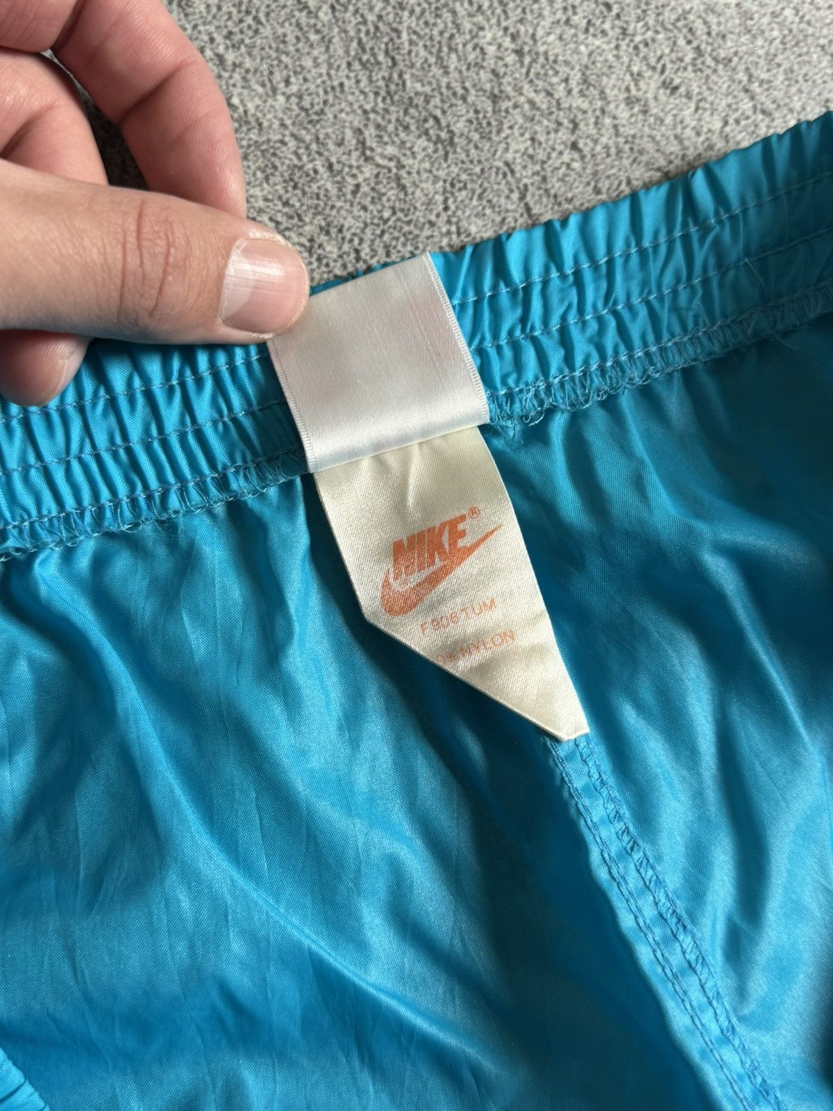 Nike Vintage 90s Nike Tracksuit Set Jacket + Pants Windbreaker Size US M / EU 48-50 / 2 - 17 Thumbnail