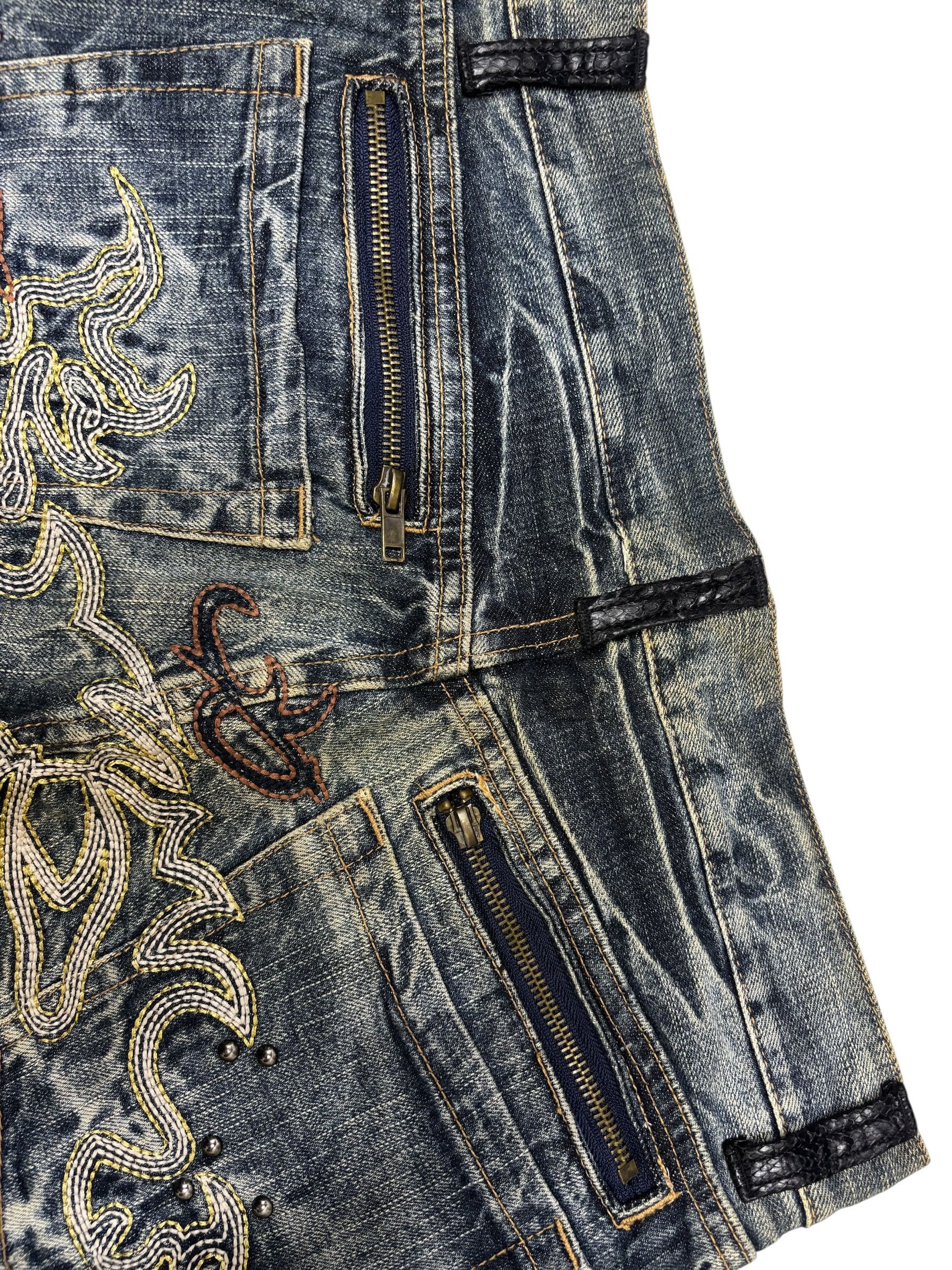 If Six Was Nine Flare Jeans Japanese Brand Snake Skin Embroidery Jeans Size US 32 / EU 48 - 12 Thumbnail