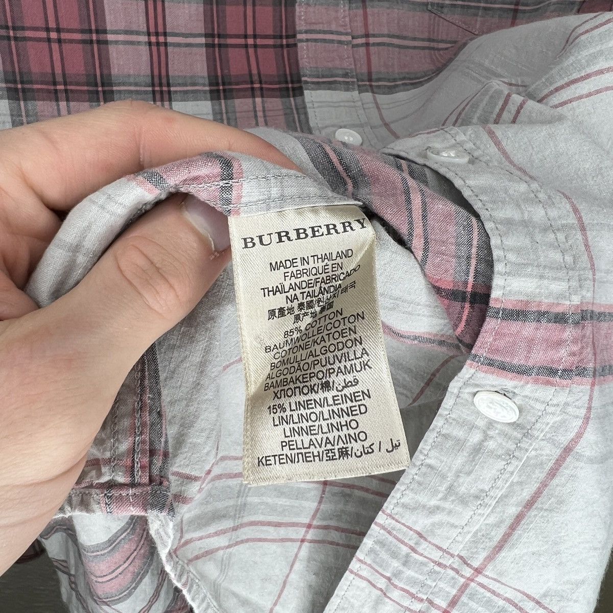 Burberry Burberry Shirt Button Up Nova Check Pattern Print Grey Red Size US XL / EU 56 / 4 - 7 Thumbnail