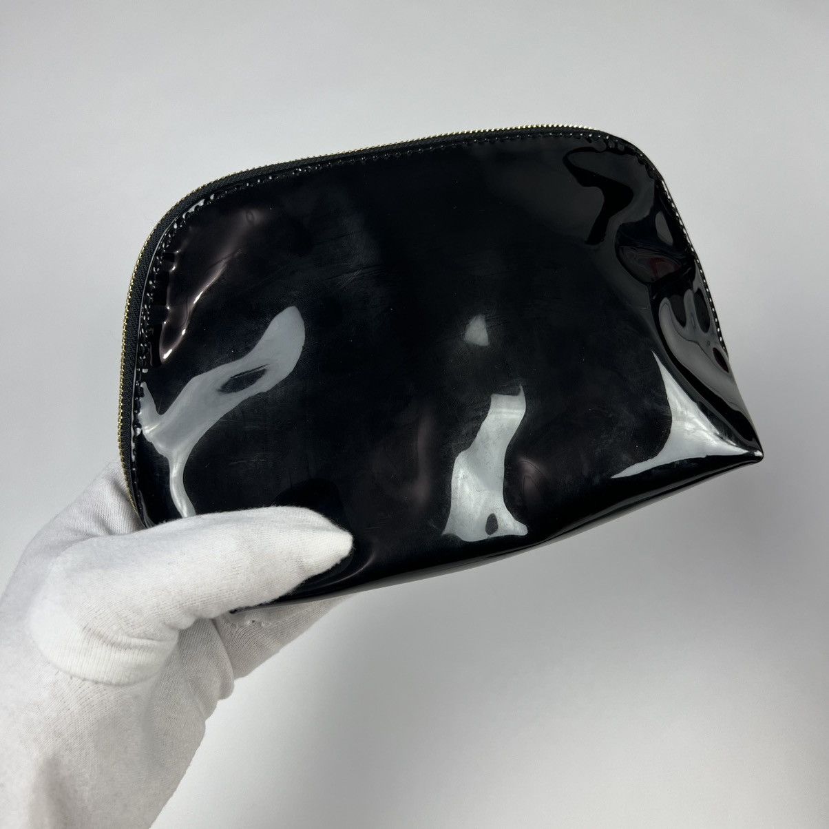 Yves Saint Laurent Yves Saint Laurent lacquered pouch Size ONE SIZE - 4 Thumbnail