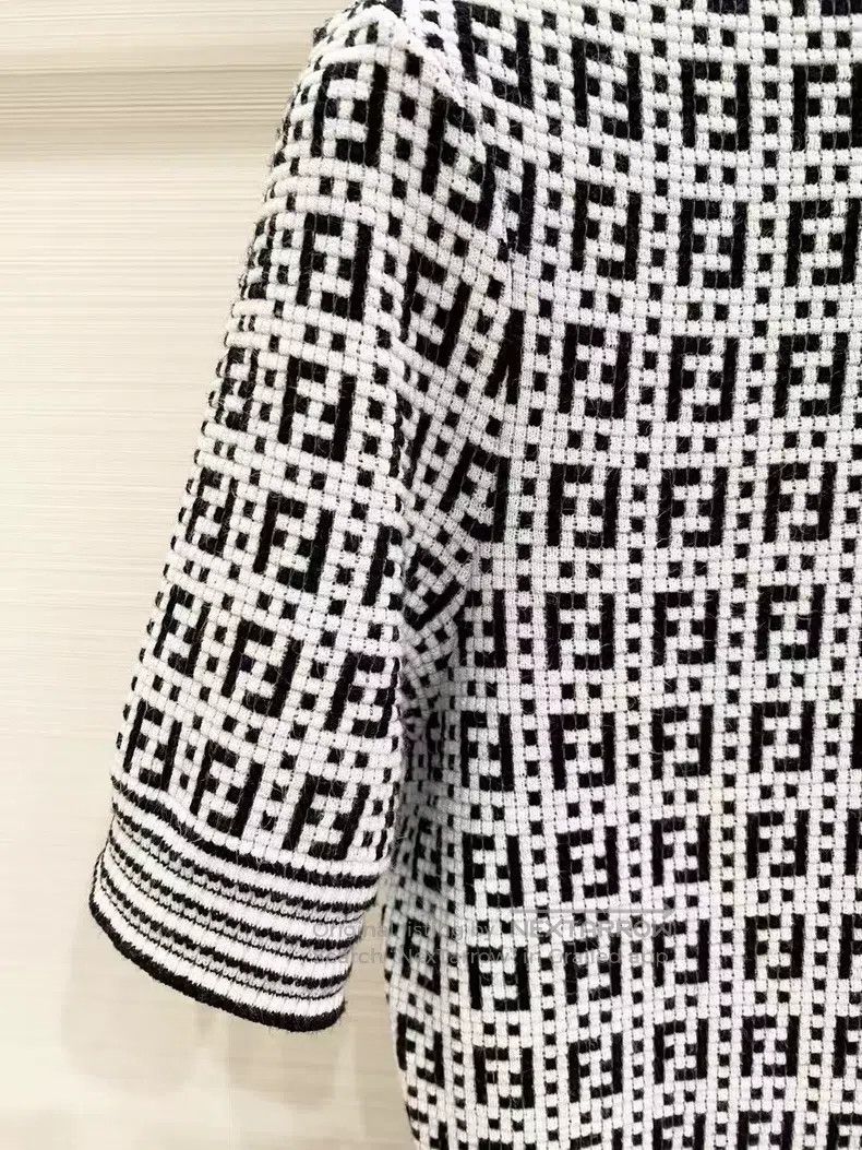 Fendi Fendi Long knitted dress Size XS / US 0-2 / IT 36-38 - 4 Thumbnail