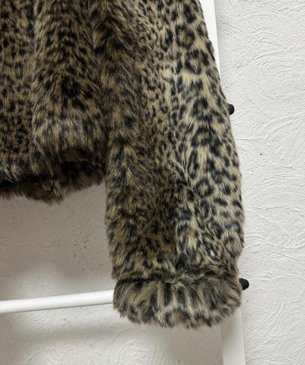 Other Y2K Japanese Style Faux Fur Leopard Print Jacket Women’s Size ONE SIZE - 4 Thumbnail