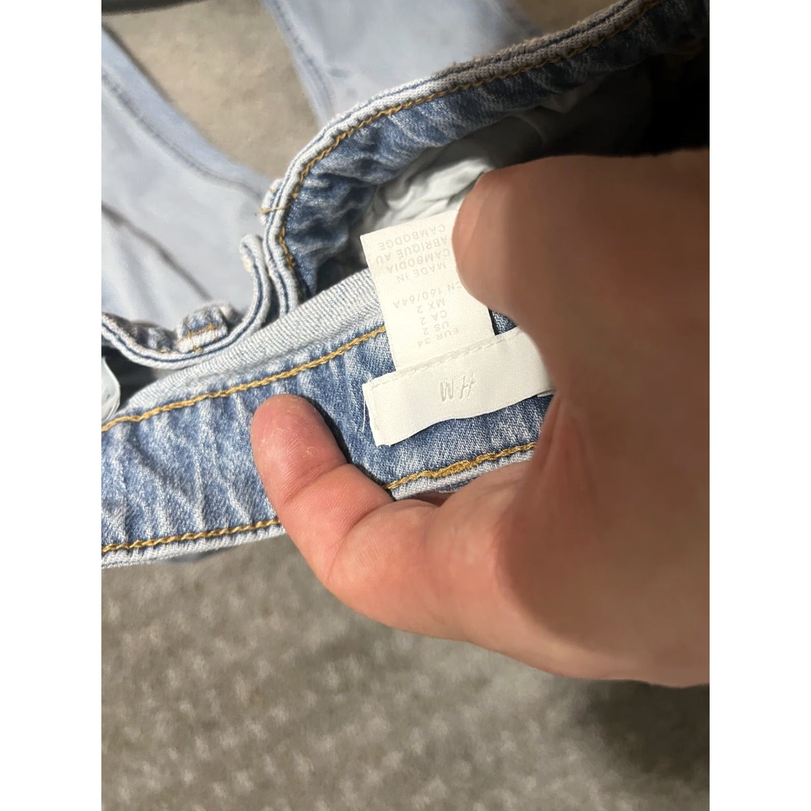 H&M VINTAGE H&M Jeans Women’s Size 2 Blue High Rise Slim Denim Cotton Button Zipper YEARS? Size 26" / US 2 / IT 38 - 5 Thumbnail