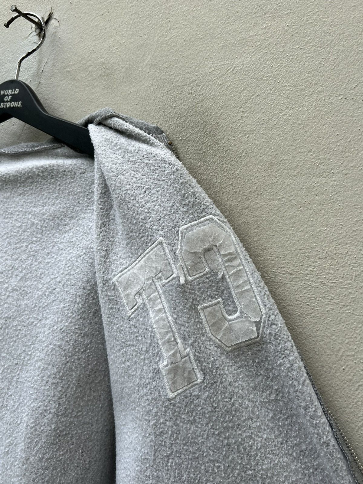 FUCT Vintage 90s FUCT Spell Out Grey Hoodie Sweater Size US L / EU 52-54 / 3 - 22 Thumbnail