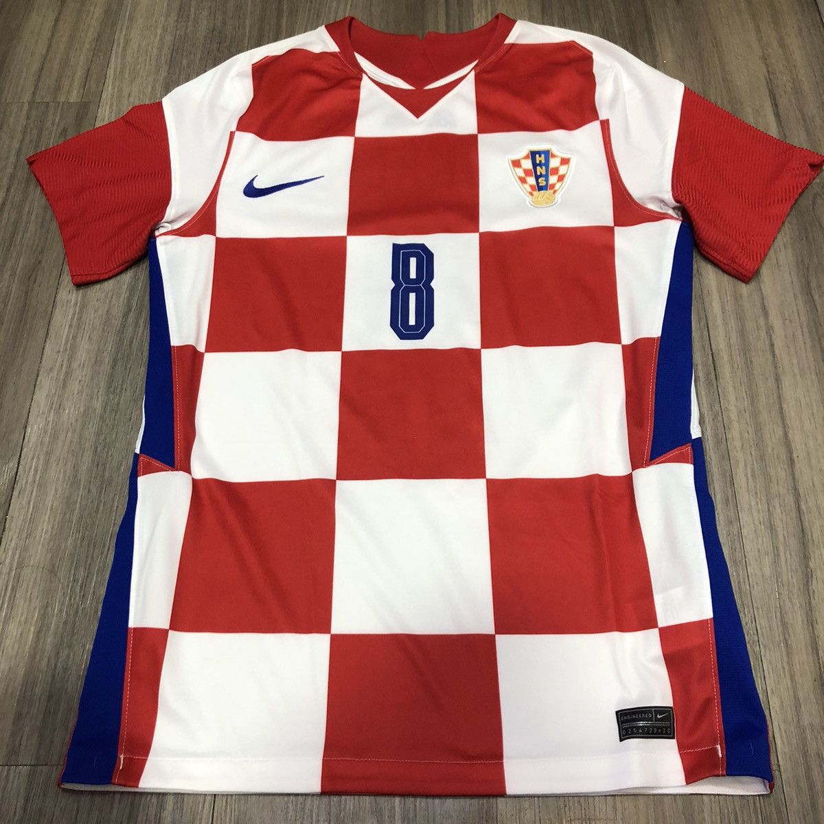 Nike Croatia 20/21 home shirt #8 Kovacic Size US S / EU 44-46 / 1 - 1 Thumbnail