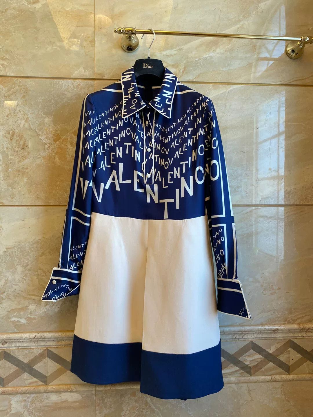 Valentino Valentino authentic dress size 40 Size US M / EU 48-50 / 2 - 1 Thumbnail