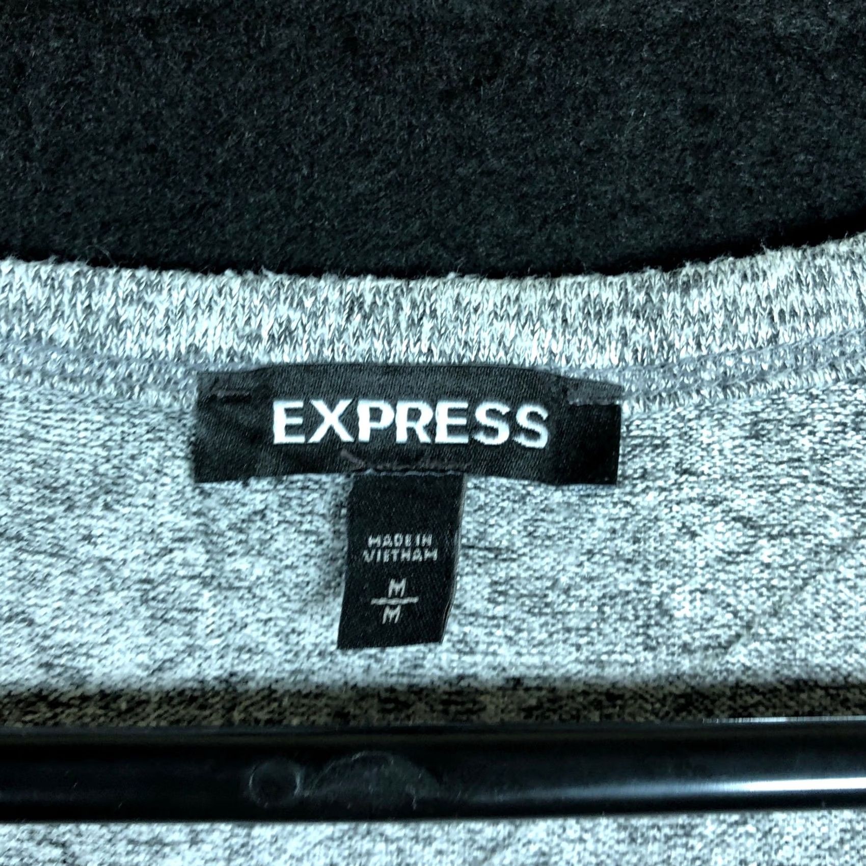 Express Express Womens Sweater Heathered Gray V Neck Criss Cross Shoulders Stretch M Size M / US 6-8 / IT 42-44 - 6 Thumbnail