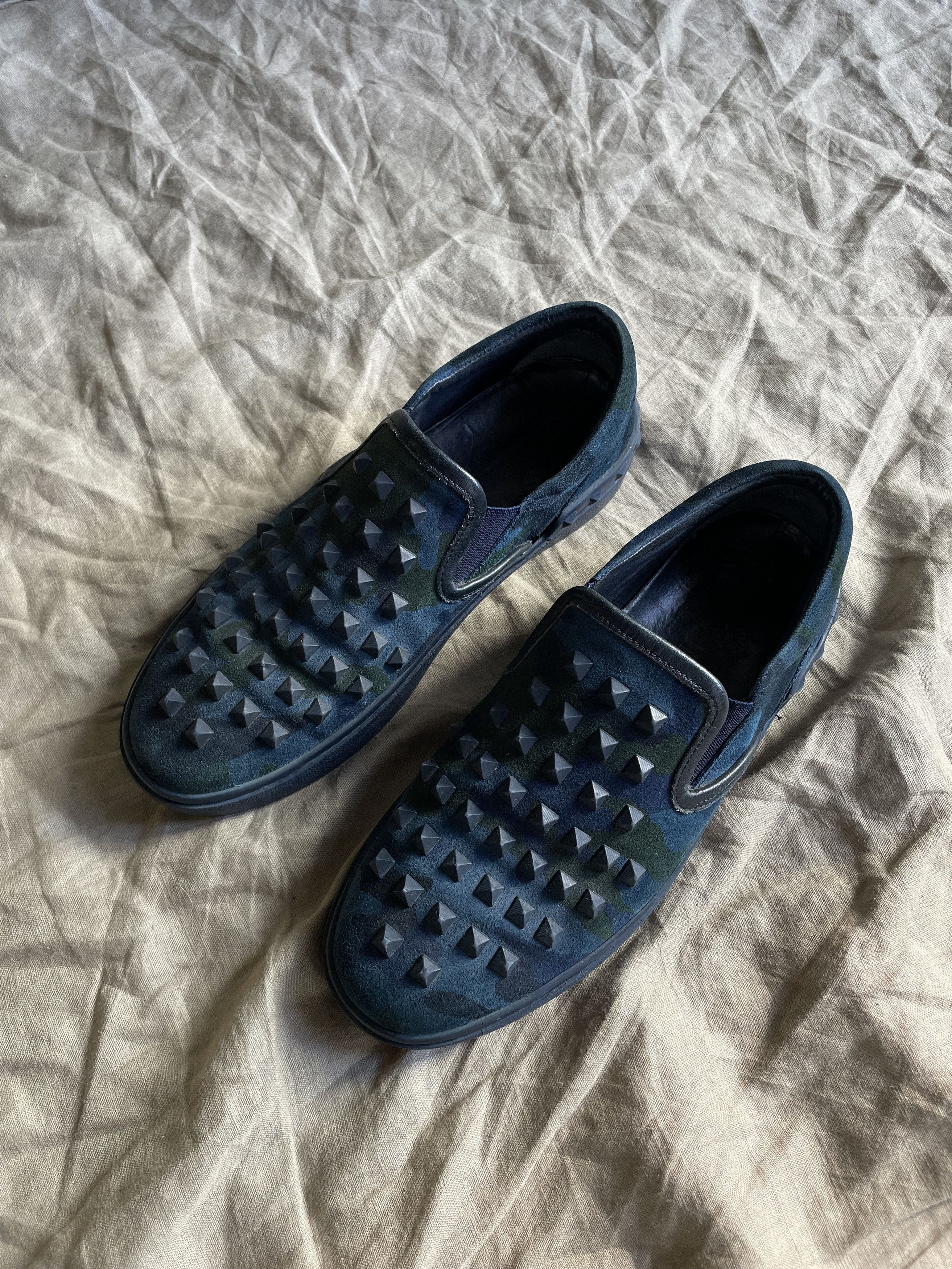 Valentino Valentino Rockstud Camo Slip On Sneakers 7828AC Size US 7 / EU 40 - 1 Thumbnail
