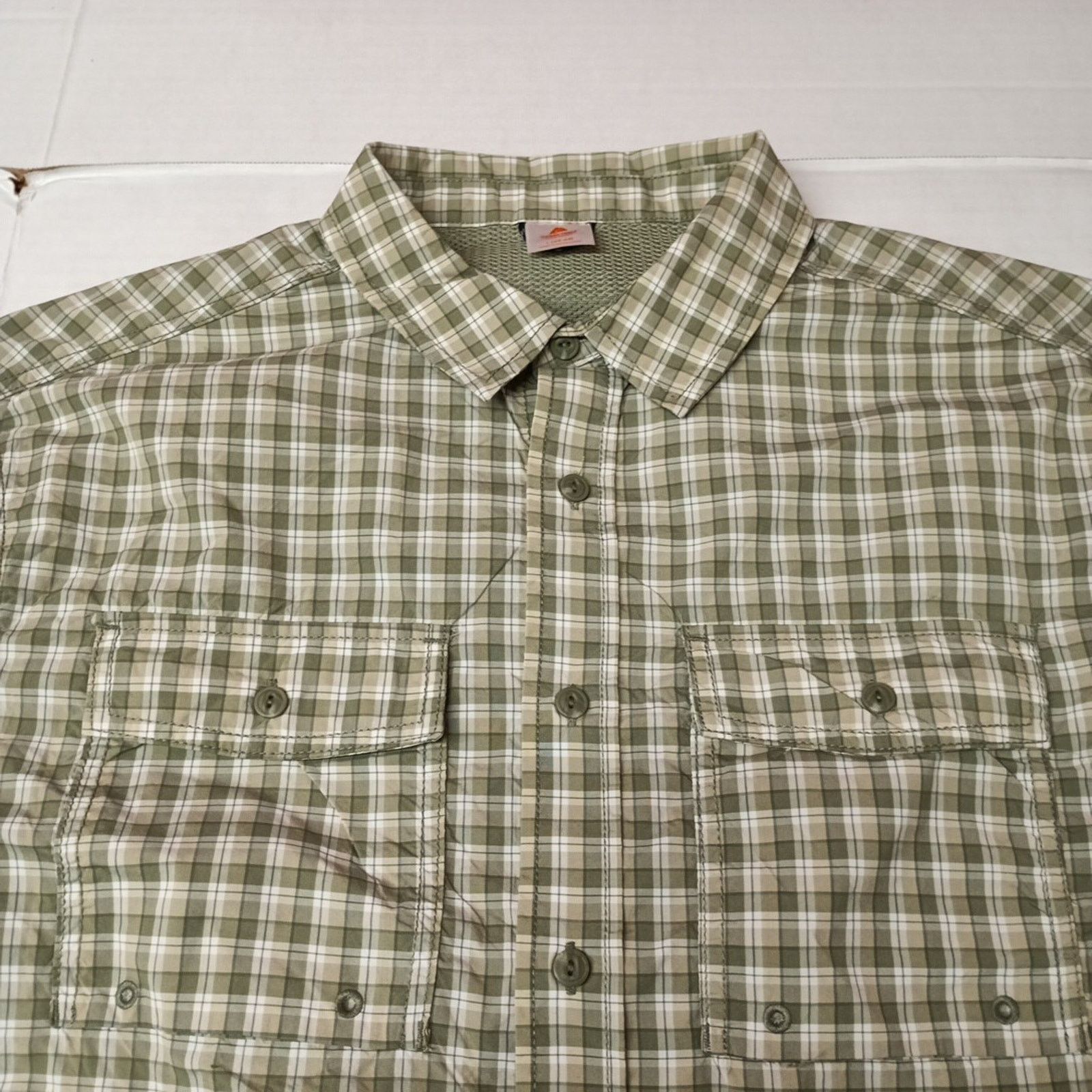 Other Ozark Trail Shirt Mens L Green Plaid Vented Roll Tab Sleeves Size US L / EU 52-54 / 3 - 3 Thumbnail