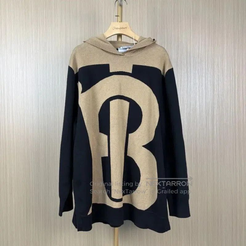 Burberry Burberry Colorblock Cashmere Hoodie for Women. Size M / US 6-8 / IT 42-44 - 1 Thumbnail