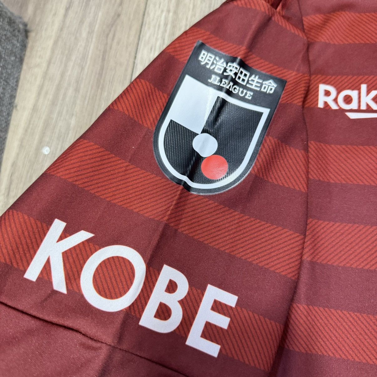 Asics × Japanese Brand Kobe Vissel 2019 home shirt #24 Gotoku (Bnwt) Size US XL / EU 56 / 4 - 7 Thumbnail