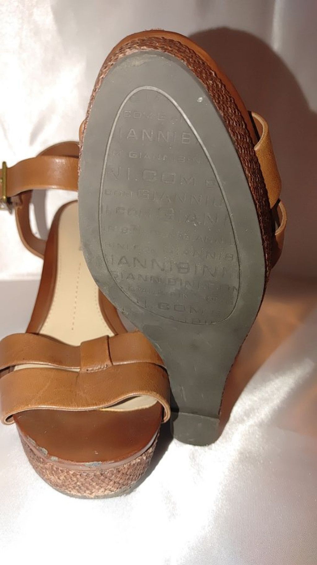 Giani Bernini Gianni Bini Wedge Sanals Size 8M Size US 8 / IT 38 - 8 Thumbnail